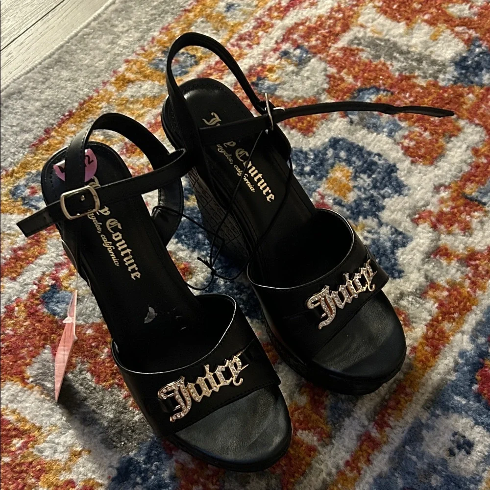 Black‎ Wedge Sandals with Gold Accent